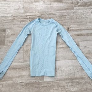 LULULEMON ice blue long sleeve